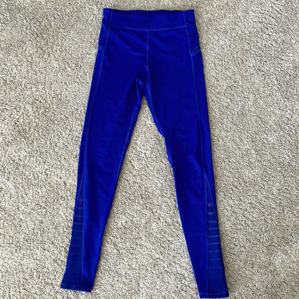 Women’s workout leggings